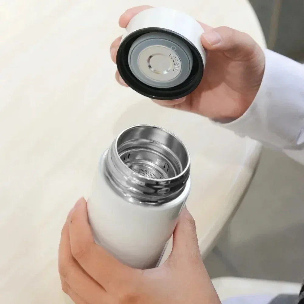 Ultra-Portable 200ml Mini Flask – Double-Layer Vacuum Insulation for Hot & Cold Drinks